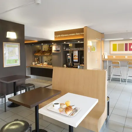 酒店 南特贝若利拉世博公园民宿酒店